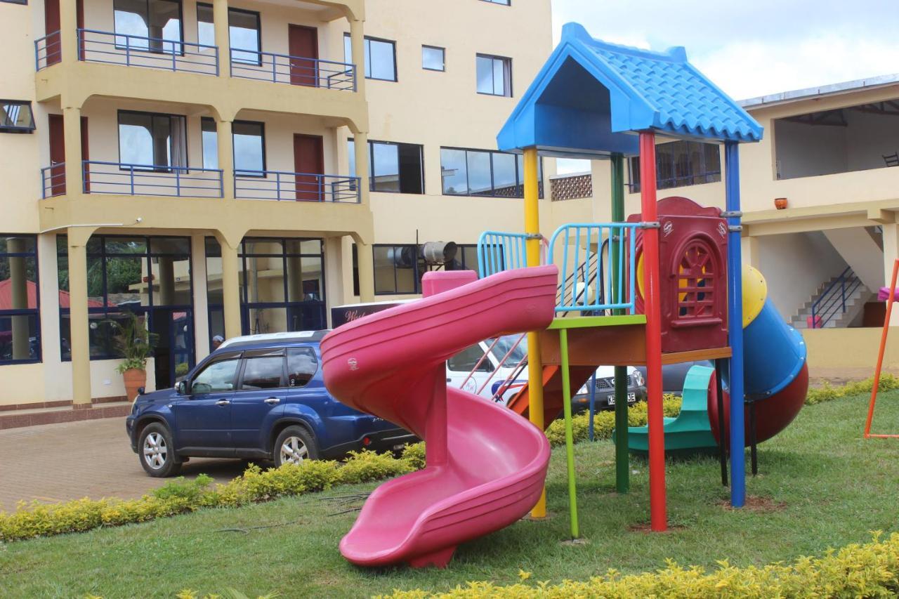 Meru Paramount Exterior foto